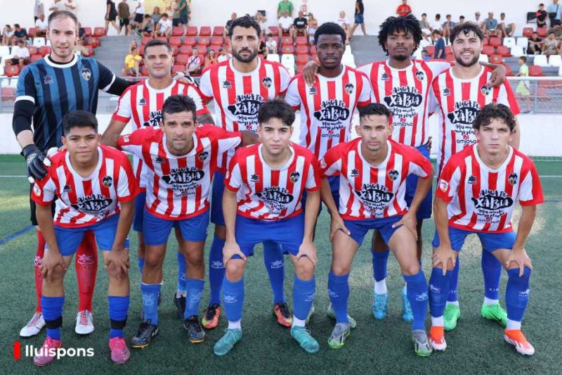 Primera FFCV: El CD Jávea mantiene el bloque y renueva la ilusión para luchar por el ascenso Primera FFCV: El CD Jávea mantiene el bloque y renueva la ilusión para luchar por el ascenso