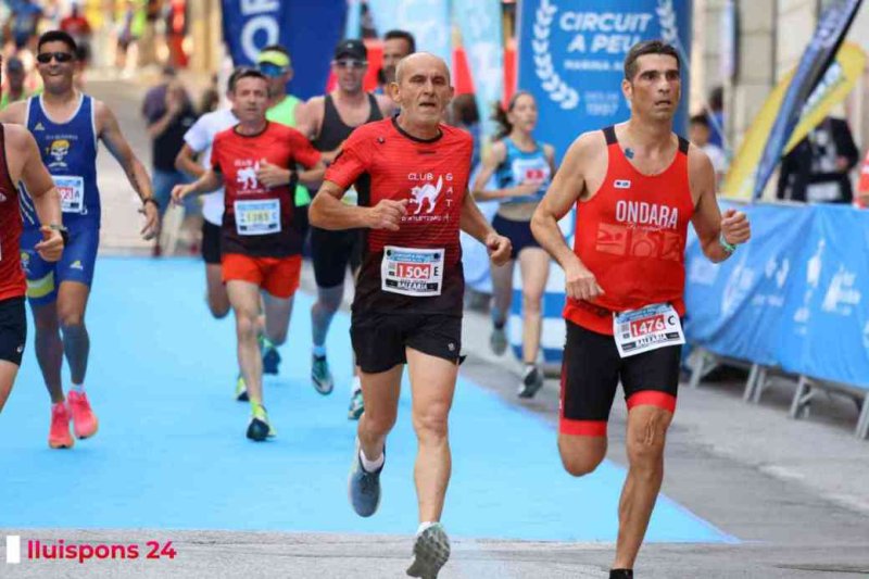 LA MILLOR GALERIA DE FOTOS per a una de les més emblemàtiques proves del Circuit a Peu: la Cursa de Pedreguer LA MILLOR GALERIA DE FOTOS per a una de les més emblemàtiques proves del Circuit a Peu: la Cursa de Pedreguer