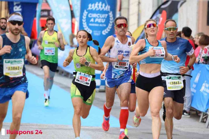 LA MILLOR GALERIA DE FOTOS per a una de les més emblemàtiques proves del Circuit a Peu: la Cursa de Pedreguer LA MILLOR GALERIA DE FOTOS per a una de les més emblemàtiques proves del Circuit a Peu: la Cursa de Pedreguer