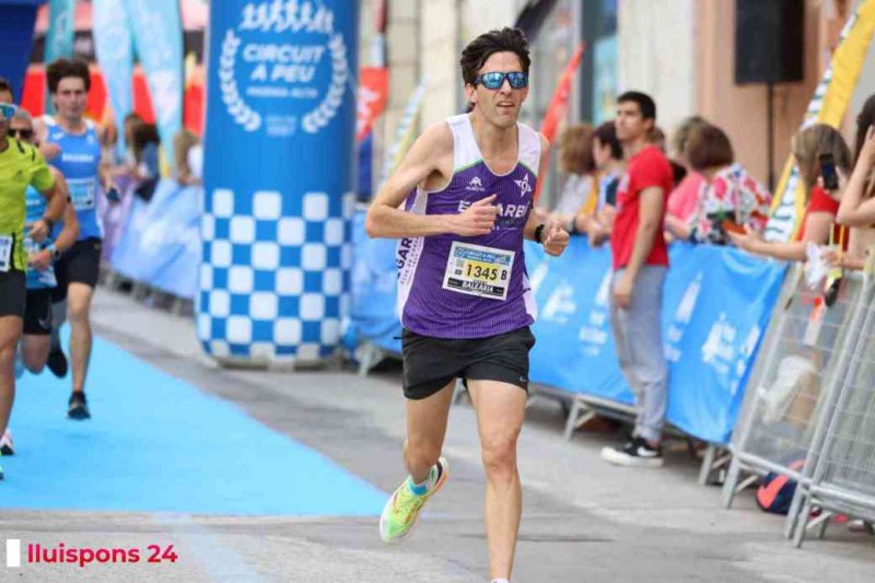 LA MILLOR GALERIA DE FOTOS per a una de les més emblemàtiques proves del Circuit a Peu: la Cursa de Pedreguer LA MILLOR GALERIA DE FOTOS per a una de les més emblemàtiques proves del Circuit a Peu: la Cursa de Pedreguer