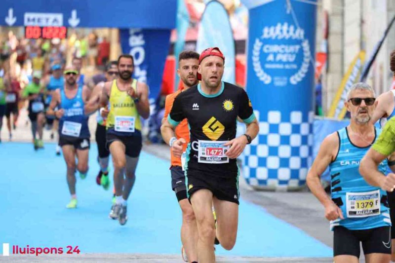 LA MILLOR GALERIA DE FOTOS per a una de les més emblemàtiques proves del Circuit a Peu: la Cursa de Pedreguer LA MILLOR GALERIA DE FOTOS per a una de les més emblemàtiques proves del Circuit a Peu: la Cursa de Pedreguer
