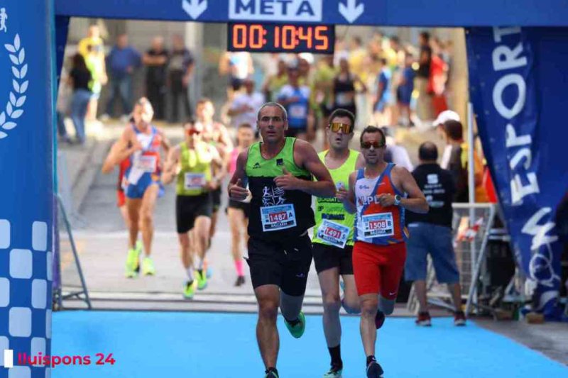 LA MILLOR GALERIA DE FOTOS per a una de les més emblemàtiques proves del Circuit a Peu: la Cursa de Pedreguer LA MILLOR GALERIA DE FOTOS per a una de les més emblemàtiques proves del Circuit a Peu: la Cursa de Pedreguer