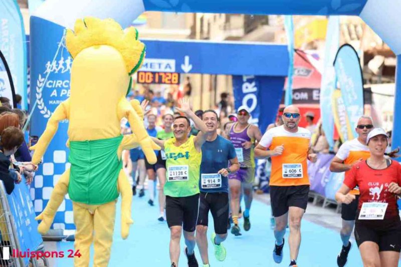 LA MILLOR GALERIA DE FOTOS per a una de les més emblemàtiques proves del Circuit a Peu: la Cursa de Pedreguer LA MILLOR GALERIA DE FOTOS per a una de les més emblemàtiques proves del Circuit a Peu: la Cursa de Pedreguer