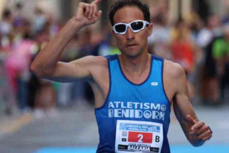 LA MILLOR GALERIA DE FOTOS per a una de les més emblemàtiques proves del Circuit a Peu: la Cursa de Pedreguer LA MILLOR GALERIA DE FOTOS per a una de les més emblemàtiques proves del Circuit a Peu: la Cursa de Pedreguer