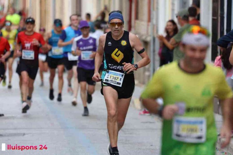 LA MILLOR GALERIA DE FOTOS per a una de les més emblemàtiques proves del Circuit a Peu: la Cursa de Pedreguer LA MILLOR GALERIA DE FOTOS per a una de les més emblemàtiques proves del Circuit a Peu: la Cursa de Pedreguer