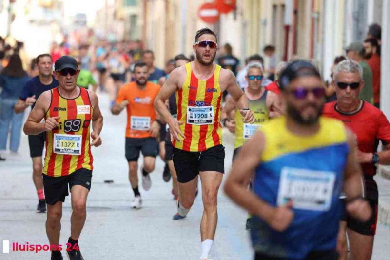 LA MILLOR GALERIA DE FOTOS per a una de les més emblemàtiques proves del Circuit a Peu: la Cursa de Pedreguer LA MILLOR GALERIA DE FOTOS per a una de les més emblemàtiques proves del Circuit a Peu: la Cursa de Pedreguer