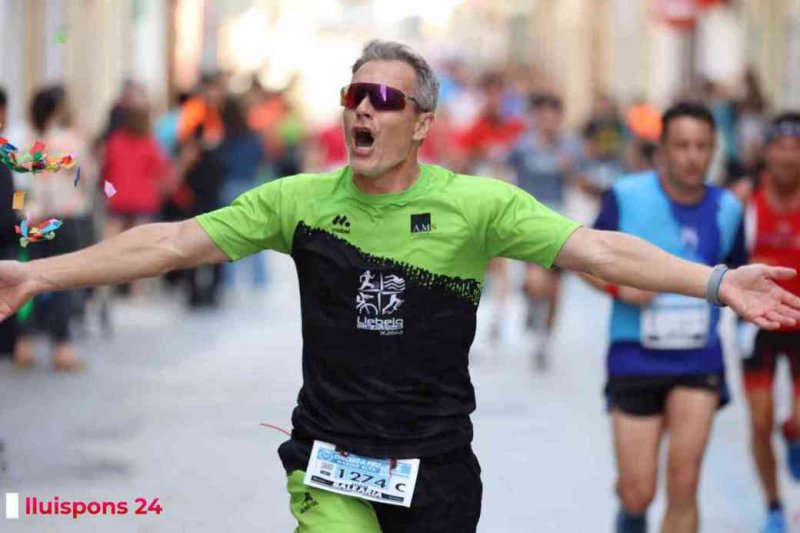 LA MILLOR GALERIA DE FOTOS per a una de les més emblemàtiques proves del Circuit a Peu: la Cursa de Pedreguer LA MILLOR GALERIA DE FOTOS per a una de les més emblemàtiques proves del Circuit a Peu: la Cursa de Pedreguer