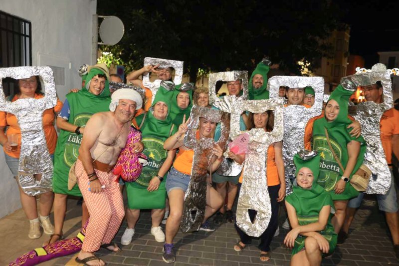 GALERIA de FOTOS i PREMIS de la NIT de les DISFRESSES de GATA GALERIA de FOTOS i PREMIS de la NIT de les DISFRESSES de GATA