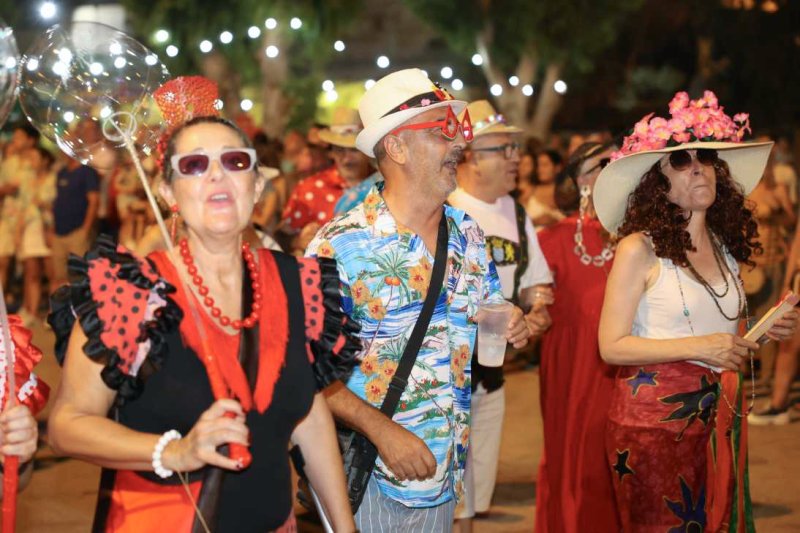 GALERIA de FOTOS i PREMIS de la NIT de les DISFRESSES de GATA GALERIA de FOTOS i PREMIS de la NIT de les DISFRESSES de GATA