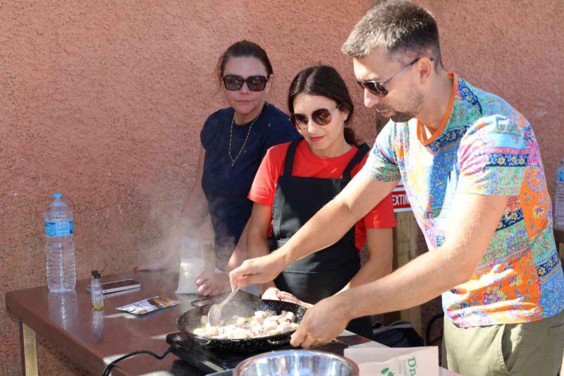 GALERÍA de FOTOS del arranque del D*na FESTIVAL GASTRONÓMICO de DÉNIA GALERÍA de FOTOS del arranque del D*na FESTIVAL GASTRONÓMICO de DÉNIA