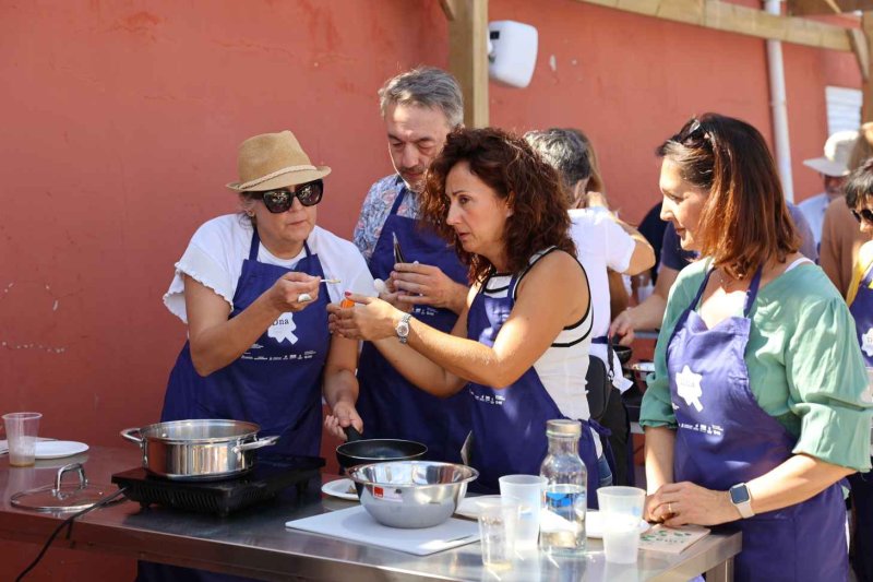 GALERÍA de FOTOS del arranque del D*na FESTIVAL GASTRONÓMICO de DÉNIA GALERÍA de FOTOS del arranque del D*na FESTIVAL GASTRONÓMICO de DÉNIA