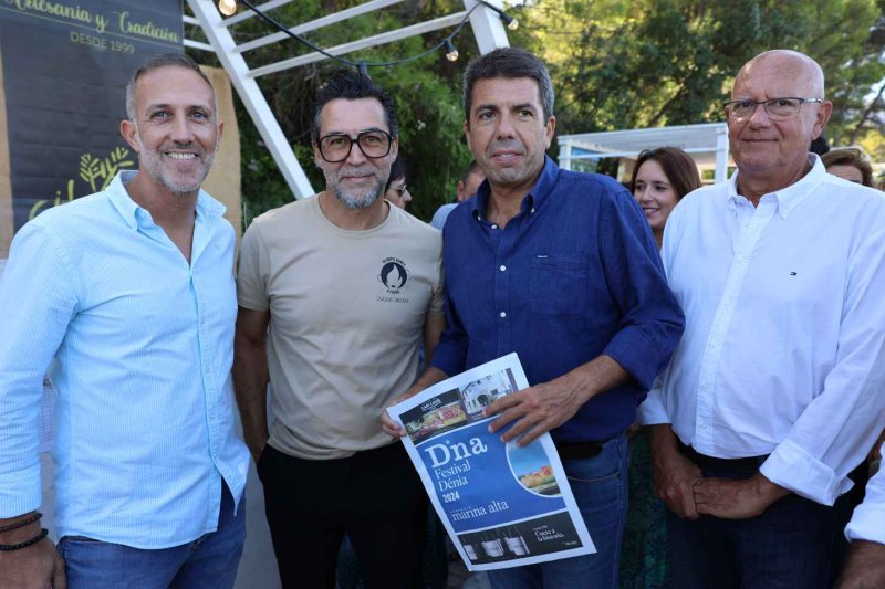 GALERIA de FOTOS de la excelente acogida del extra de CANFALI MARINA ALTA del D*na GALERIA de FOTOS de la excelente acogida del extra de CANFALI MARINA ALTA del D*na