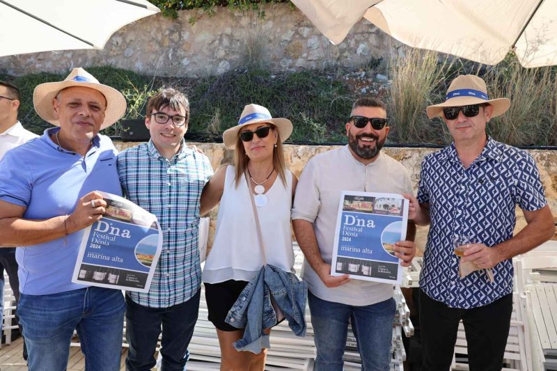 GALERIA de FOTOS de la excelente acogida del extra de CANFALI MARINA ALTA del D*na GALERIA de FOTOS de la excelente acogida del extra de CANFALI MARINA ALTA del D*na