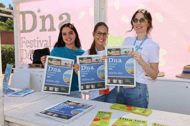 GALERIA de FOTOS de la excelente acogida del extra de CANFALI MARINA ALTA del D*na GALERIA de FOTOS de la excelente acogida del extra de CANFALI MARINA ALTA del D*na