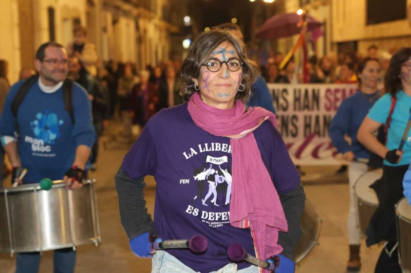La manifestació del 8M de Pedreguer clama pels drets de les dones de tot el món i contra el capitalisme patriarcal La manifestació del 8M de Pedreguer clama pels drets de les dones de tot el món i contra el capitalisme patriarcal