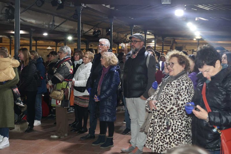 La manifestació del 8M de Pedreguer clama pels drets de les dones de tot el món i contra el capitalisme patriarcal La manifestació del 8M de Pedreguer clama pels drets de les dones de tot el món i contra el capitalisme patriarcal