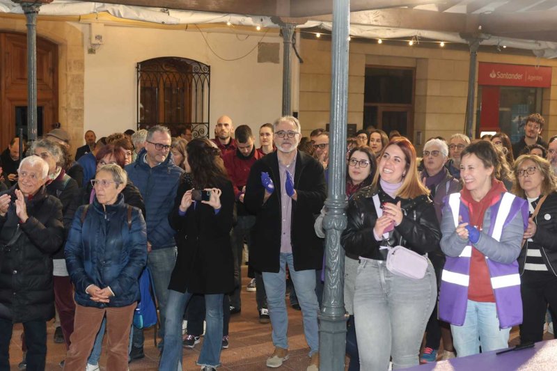 La manifestació del 8M de Pedreguer clama pels drets de les dones de tot el món i contra el capitalisme patriarcal La manifestació del 8M de Pedreguer clama pels drets de les dones de tot el món i contra el capitalisme patriarcal