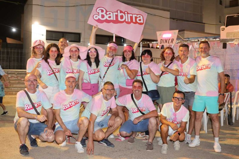 GALERIA de FOTOS de la VETLLADA BARBIE de les festes de Gata que corona LETICIA SABATER GALERIA de FOTOS de la VETLLADA BARBIE de les festes de Gata que corona LETICIA SABATER
