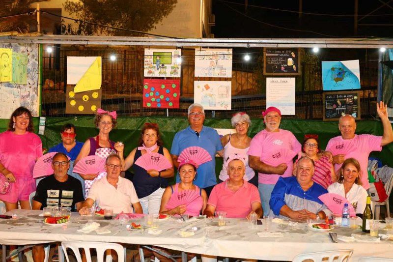 GALERIA de FOTOS de la VETLLADA BARBIE de les festes de Gata que corona LETICIA SABATER GALERIA de FOTOS de la VETLLADA BARBIE de les festes de Gata que corona LETICIA SABATER