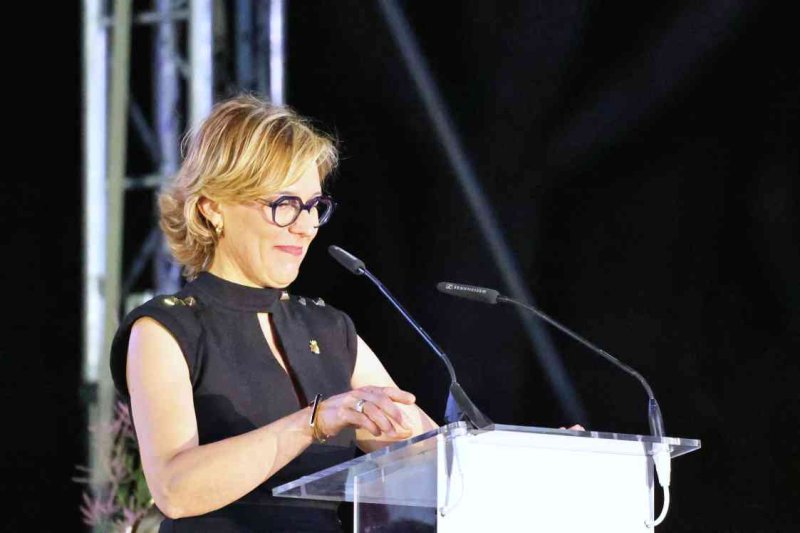 GALERIA DE FOTOS de la proclamació d’Àngela Tachó com a regina de les Fogueres 2024 de Xàbia GALERIA DE FOTOS de la proclamació d’Àngela Tachó com a regina de les Fogueres 2024 de Xàbia