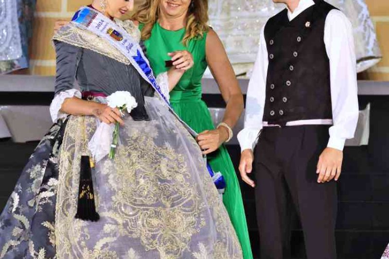 GALERIA DE FOTOS de la proclamació d’Àngela Tachó com a regina de les Fogueres 2024 de Xàbia GALERIA DE FOTOS de la proclamació d’Àngela Tachó com a regina de les Fogueres 2024 de Xàbia