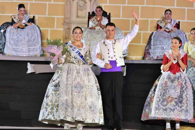 GALERIA DE FOTOS de la proclamació d’Àngela Tachó com a regina de les Fogueres 2024 de Xàbia GALERIA DE FOTOS de la proclamació d’Àngela Tachó com a regina de les Fogueres 2024 de Xàbia