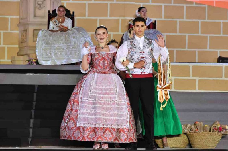 GALERIA DE FOTOS de la proclamació d’Àngela Tachó com a regina de les Fogueres 2024 de Xàbia GALERIA DE FOTOS de la proclamació d’Àngela Tachó com a regina de les Fogueres 2024 de Xàbia