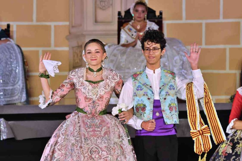 GALERIA DE FOTOS de la proclamació d’Àngela Tachó com a regina de les Fogueres 2024 de Xàbia GALERIA DE FOTOS de la proclamació d’Àngela Tachó com a regina de les Fogueres 2024 de Xàbia