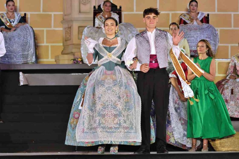 GALERIA DE FOTOS de la proclamació d’Àngela Tachó com a regina de les Fogueres 2024 de Xàbia GALERIA DE FOTOS de la proclamació d’Àngela Tachó com a regina de les Fogueres 2024 de Xàbia