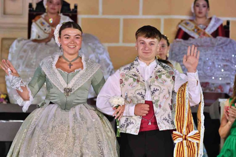 GALERIA DE FOTOS de la proclamació d’Àngela Tachó com a regina de les Fogueres 2024 de Xàbia GALERIA DE FOTOS de la proclamació d’Àngela Tachó com a regina de les Fogueres 2024 de Xàbia