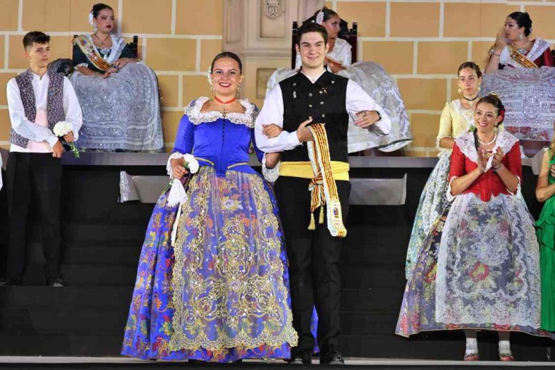 GALERIA DE FOTOS de la proclamació d’Àngela Tachó com a regina de les Fogueres 2024 de Xàbia GALERIA DE FOTOS de la proclamació d’Àngela Tachó com a regina de les Fogueres 2024 de Xàbia