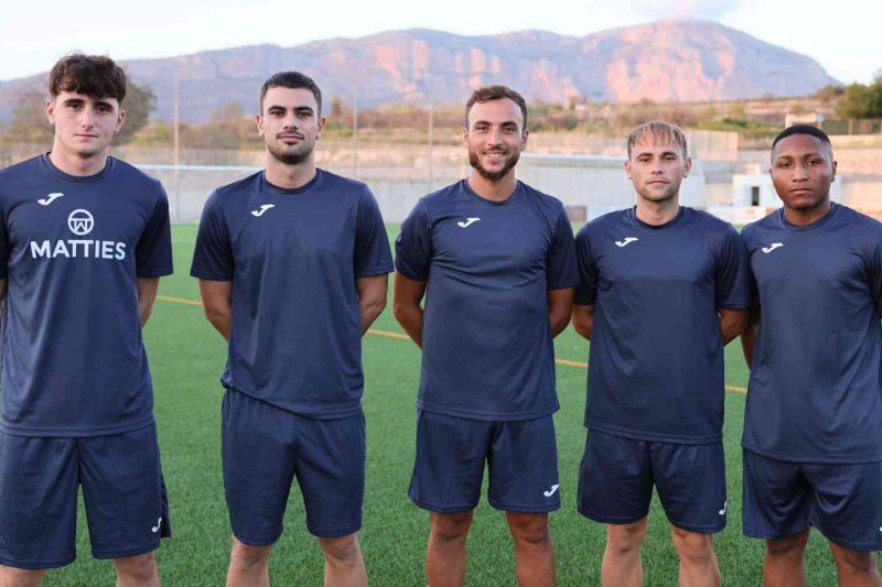 Segunda FFCV: El Gorgos promete “trabajo y competividad” con un grupo rejuvenecido y equilibrado Segunda FFCV: El Gorgos promete “trabajo y competividad” con un grupo rejuvenecido y equilibrado