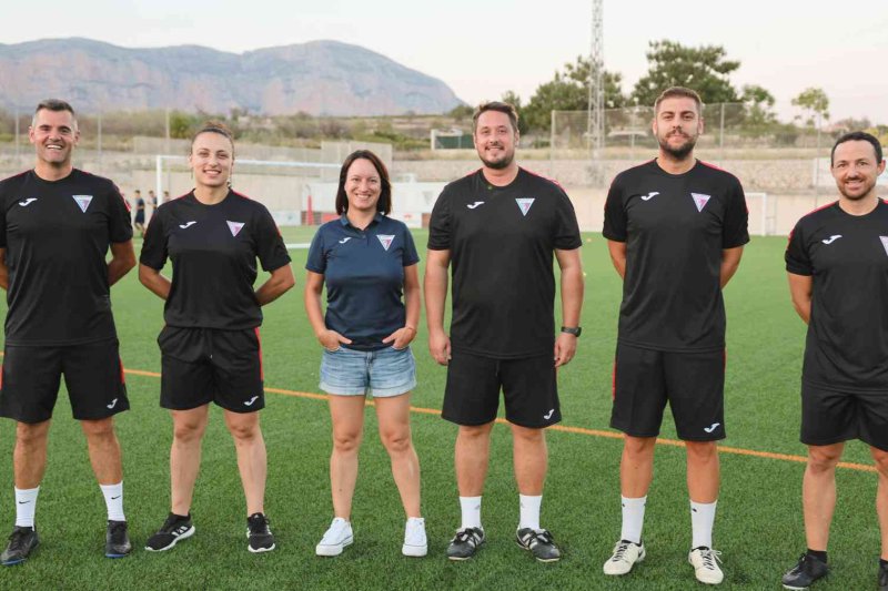 Segunda FFCV: El Gorgos promete “trabajo y competividad” con un grupo rejuvenecido y equilibrado Segunda FFCV: El Gorgos promete “trabajo y competividad” con un grupo rejuvenecido y equilibrado