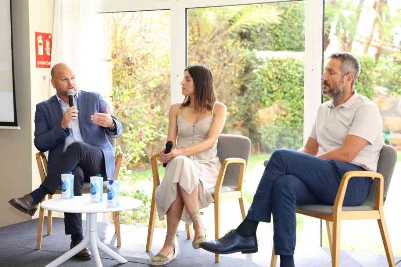 Nuria Montes, en la inauguración de las jornadas sobre turismo y deporte en Xàbia: “Se trata de un producto tremendamente atractivo y que desestacionaliza” Nuria Montes, en la inauguración de las jornadas sobre turismo y deporte en Xàbia: “Se trata de un producto tremendamente atractivo y que desestacionaliza”