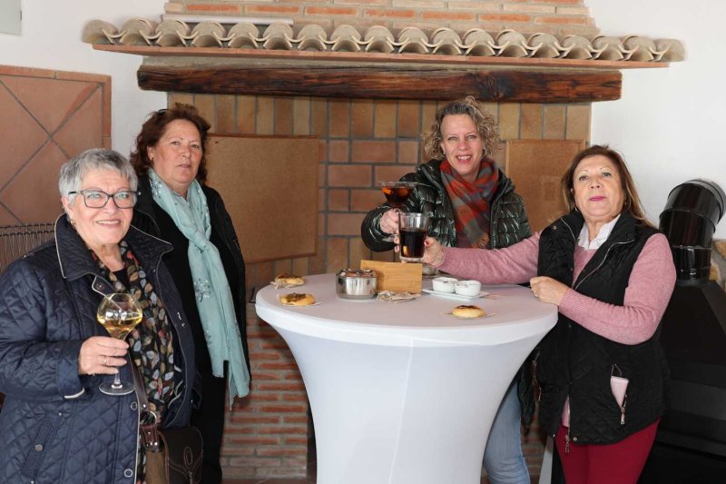 La Seniola celebra sus cincuenta años al servicio de la construcción de Xàbia y la comarca La Seniola celebra sus cincuenta años al servicio de la construcción de Xàbia y la comarca