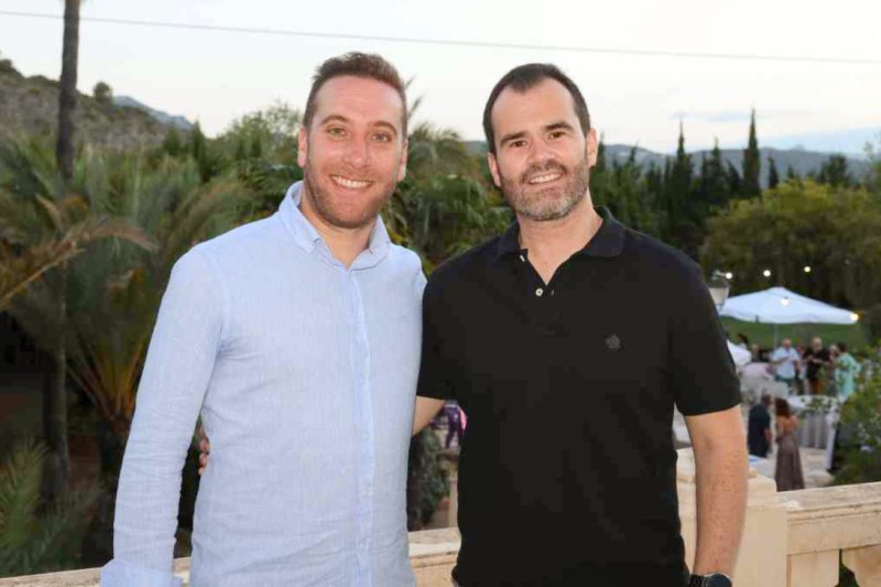 GALERIA de FOTOS de la festa dels 50 anys del Restaurant LOS ARCOS de PEDREGUER GALERIA de FOTOS de la festa dels 50 anys del Restaurant LOS ARCOS de PEDREGUER