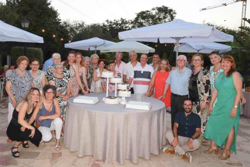 GALERIA de FOTOS de la festa dels 50 anys del Restaurant LOS ARCOS de PEDREGUER GALERIA de FOTOS de la festa dels 50 anys del Restaurant LOS ARCOS de PEDREGUER