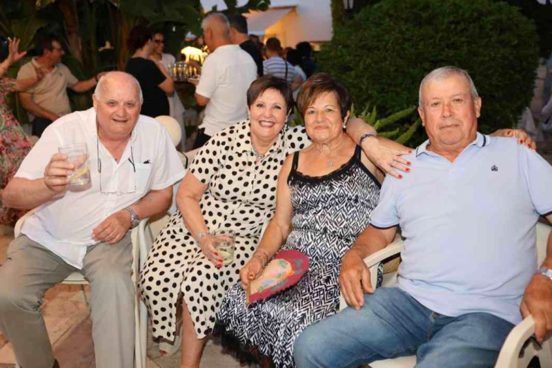 GALERIA de FOTOS de la festa dels 50 anys del Restaurant LOS ARCOS de PEDREGUER GALERIA de FOTOS de la festa dels 50 anys del Restaurant LOS ARCOS de PEDREGUER