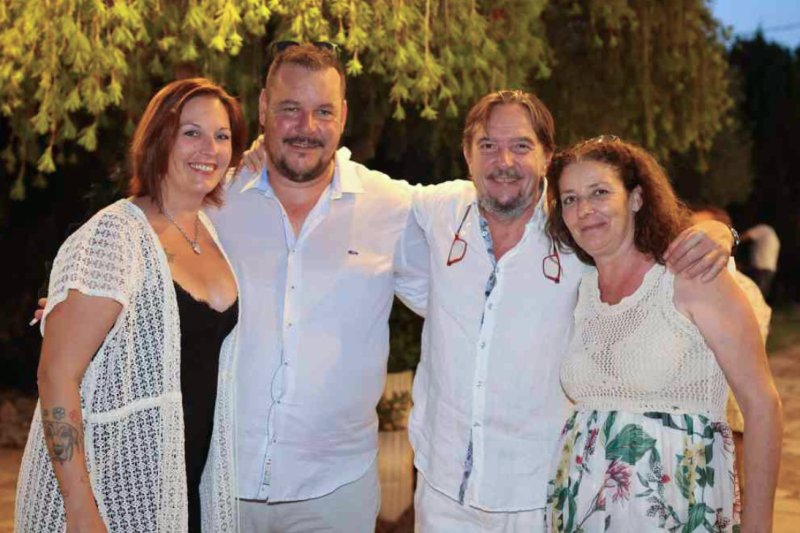 GALERIA de FOTOS de la festa dels 50 anys del Restaurant LOS ARCOS de PEDREGUER GALERIA de FOTOS de la festa dels 50 anys del Restaurant LOS ARCOS de PEDREGUER