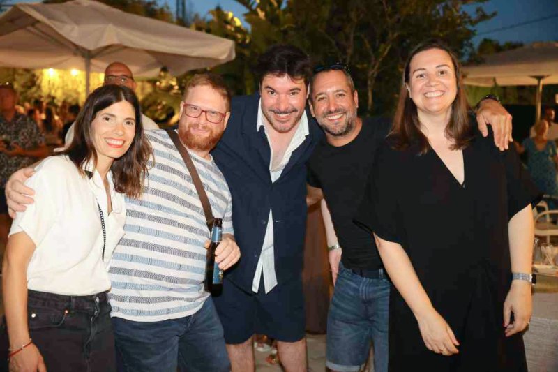 GALERIA de FOTOS de la festa dels 50 anys del Restaurant LOS ARCOS de PEDREGUER GALERIA de FOTOS de la festa dels 50 anys del Restaurant LOS ARCOS de PEDREGUER