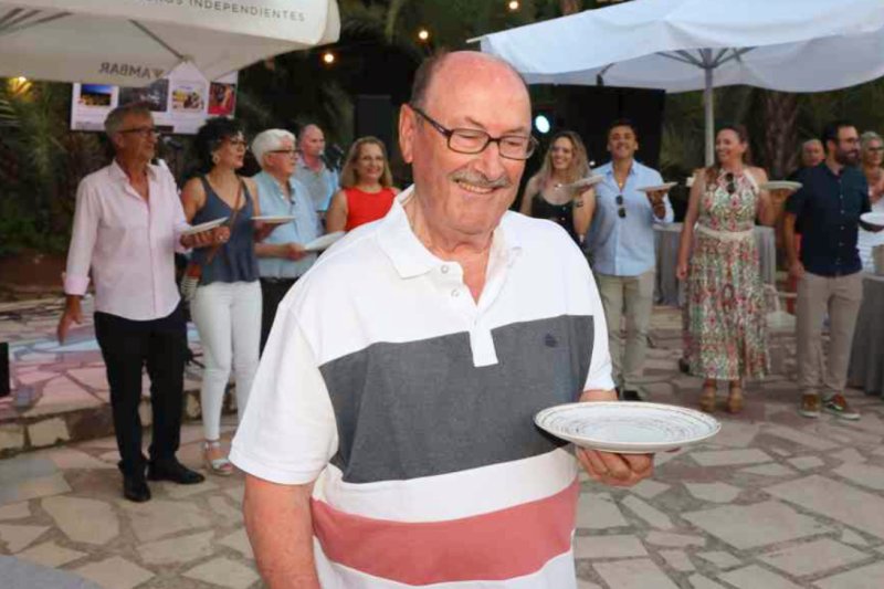 GALERIA de FOTOS de la festa dels 50 anys del Restaurant LOS ARCOS de PEDREGUER GALERIA de FOTOS de la festa dels 50 anys del Restaurant LOS ARCOS de PEDREGUER