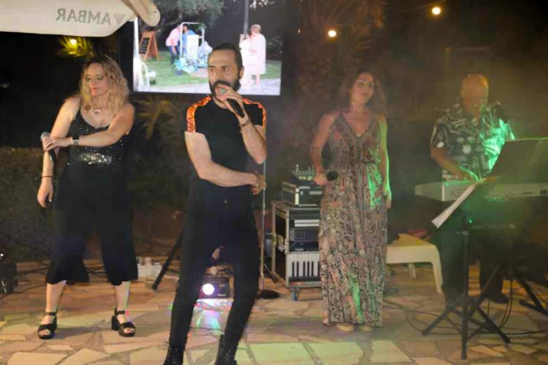 GALERIA de FOTOS de la festa dels 50 anys del Restaurant LOS ARCOS de PEDREGUER GALERIA de FOTOS de la festa dels 50 anys del Restaurant LOS ARCOS de PEDREGUER