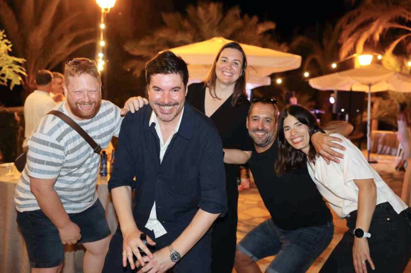 GALERIA de FOTOS de la festa dels 50 anys del Restaurant LOS ARCOS de PEDREGUER GALERIA de FOTOS de la festa dels 50 anys del Restaurant LOS ARCOS de PEDREGUER