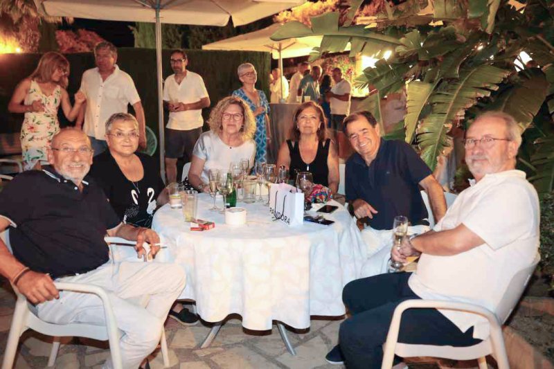 GALERIA de FOTOS de la festa dels 50 anys del Restaurant LOS ARCOS de PEDREGUER GALERIA de FOTOS de la festa dels 50 anys del Restaurant LOS ARCOS de PEDREGUER