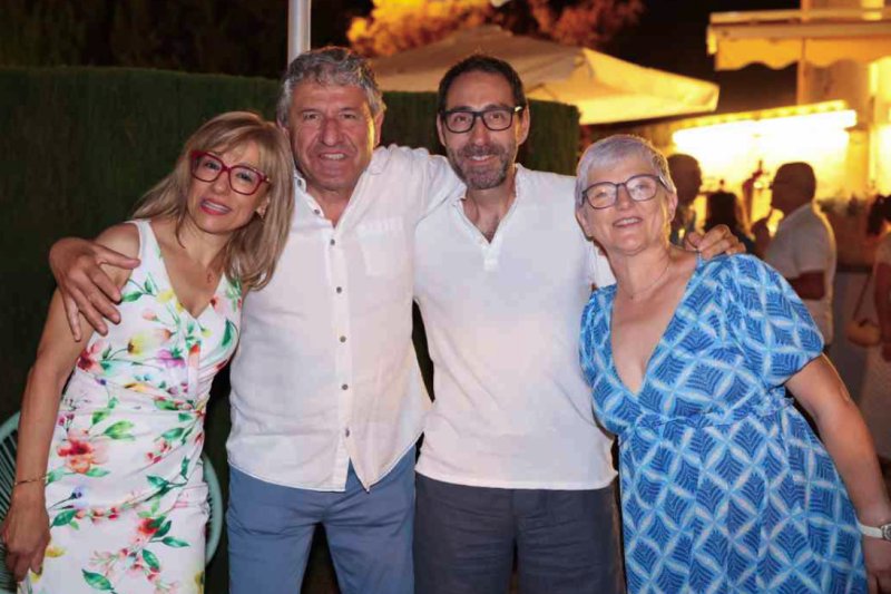 GALERIA de FOTOS de la festa dels 50 anys del Restaurant LOS ARCOS de PEDREGUER GALERIA de FOTOS de la festa dels 50 anys del Restaurant LOS ARCOS de PEDREGUER