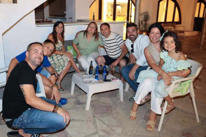 GALERIA de FOTOS de la festa dels 50 anys del Restaurant LOS ARCOS de PEDREGUER GALERIA de FOTOS de la festa dels 50 anys del Restaurant LOS ARCOS de PEDREGUER