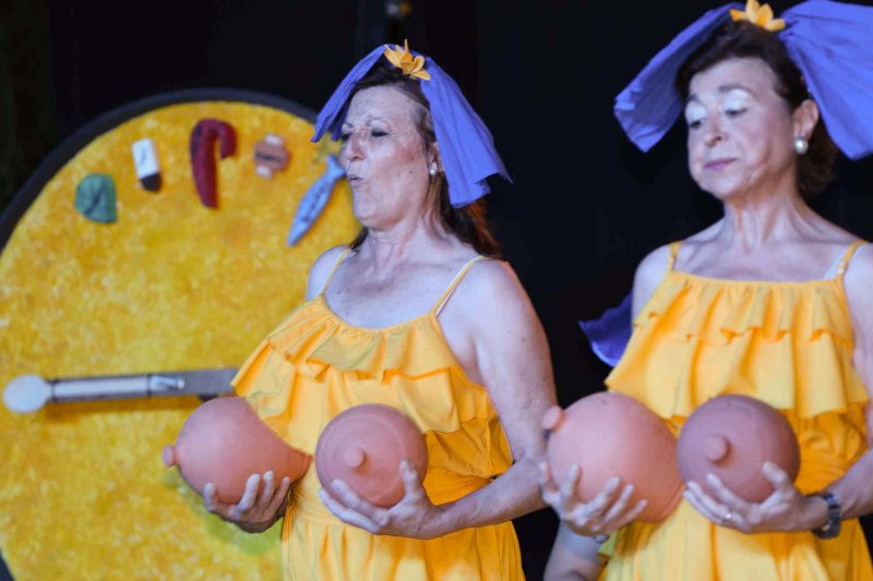 GALERIA de FOTOS de l’espectacular MUSICAL de les FESTES de DUANES de XÀBIA GALERIA de FOTOS de l’espectacular MUSICAL de les FESTES de DUANES de XÀBIA