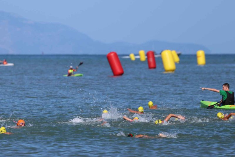 GALERÍA de FOTOS y CLASIFICACIONES de la TRAVESÍA a NADO de SANT ROC de DÉNIA GALERÍA de FOTOS y CLASIFICACIONES de la TRAVESÍA a NADO de SANT ROC de DÉNIA