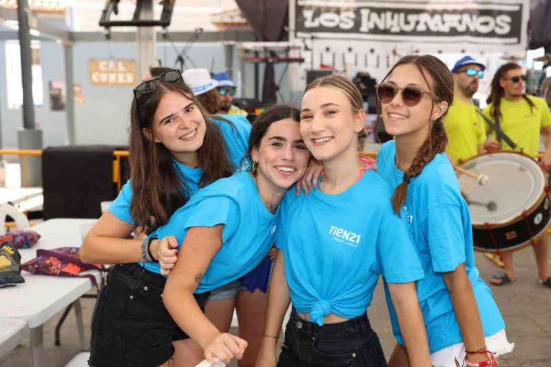 GALERIA de FOTOS d’una INHUMANA vesprada de PAELLES de les FESTES de JULIOL de PEDREGUER GALERIA de FOTOS d’una INHUMANA vesprada de PAELLES de les FESTES de JULIOL de PEDREGUER