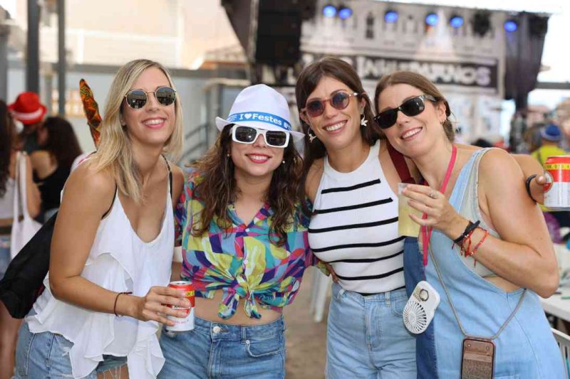 GALERIA de FOTOS d’una INHUMANA vesprada de PAELLES de les FESTES de JULIOL de PEDREGUER GALERIA de FOTOS d’una INHUMANA vesprada de PAELLES de les FESTES de JULIOL de PEDREGUER